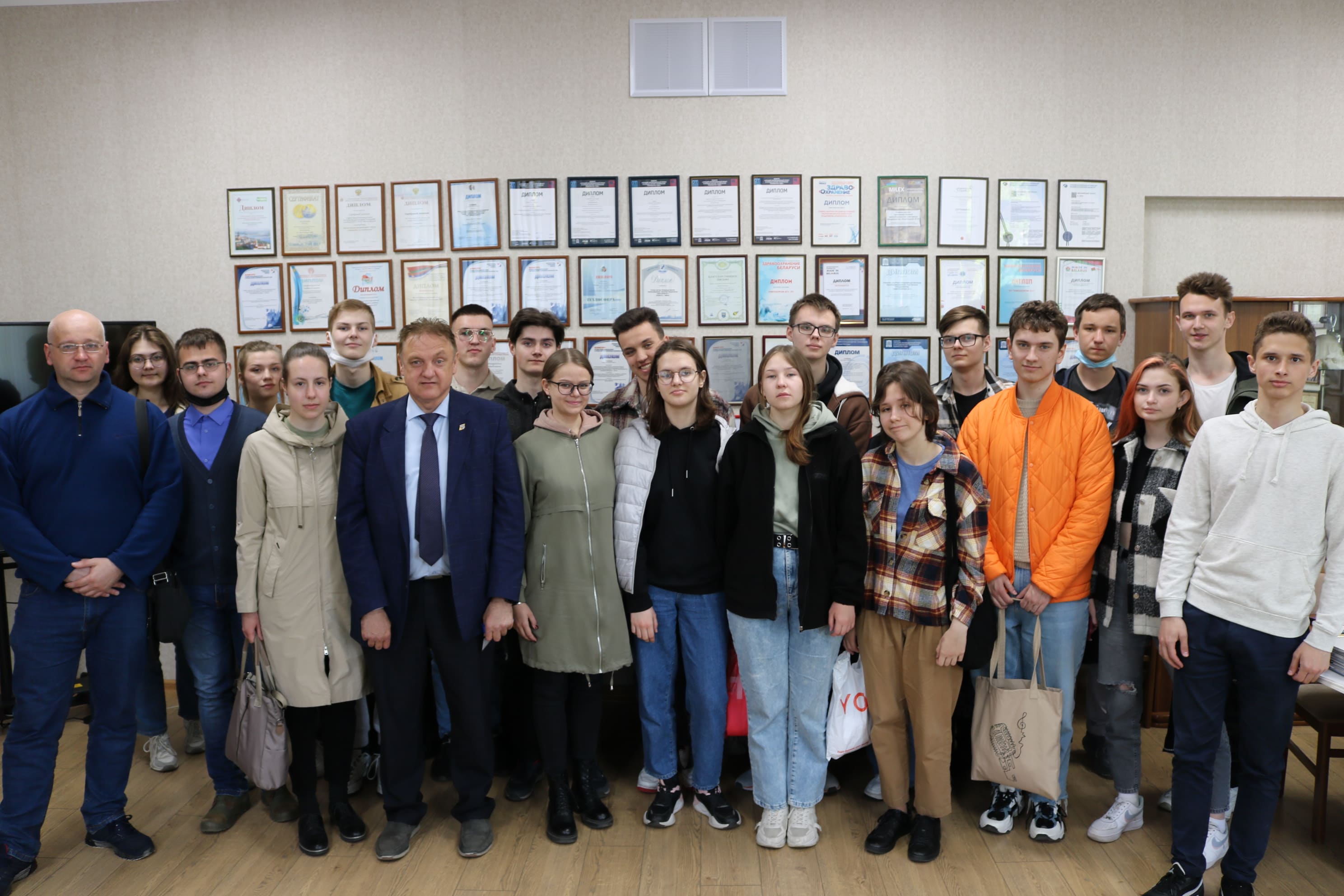 19 мая УП «УНИТЕХПРОМ БГУ» провел ознакомительную практику для студентов 1 курса, 4 группы химического факультета БГУ